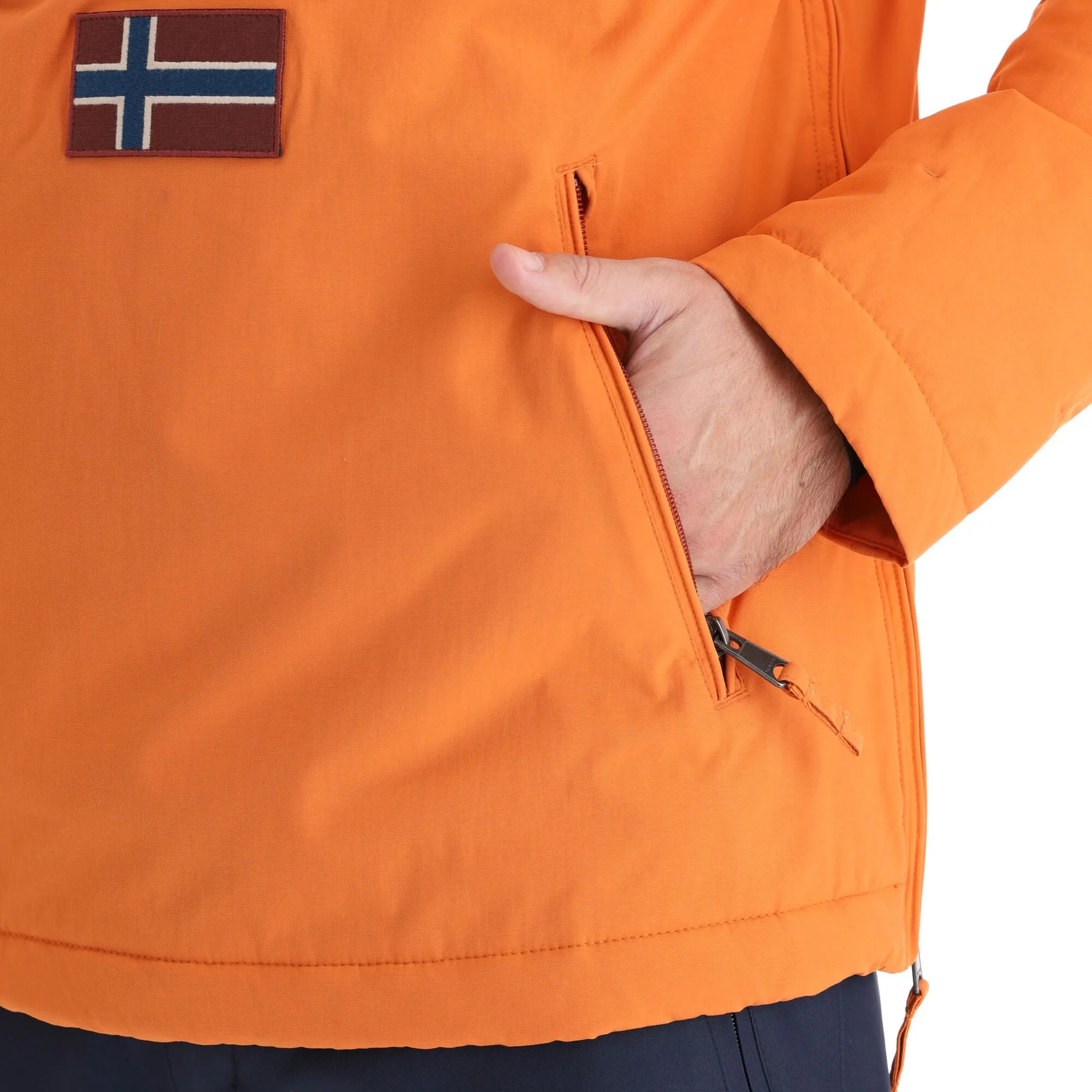 Napapijri, Rainforest Pocket 2 (2022/2023) Winter Anorak Herren Butternut Orange 12 Napapijri, Rainforest Pocket 2 (2022/2023) Winter Anorak Herren Butternut Orange – Bild 10
