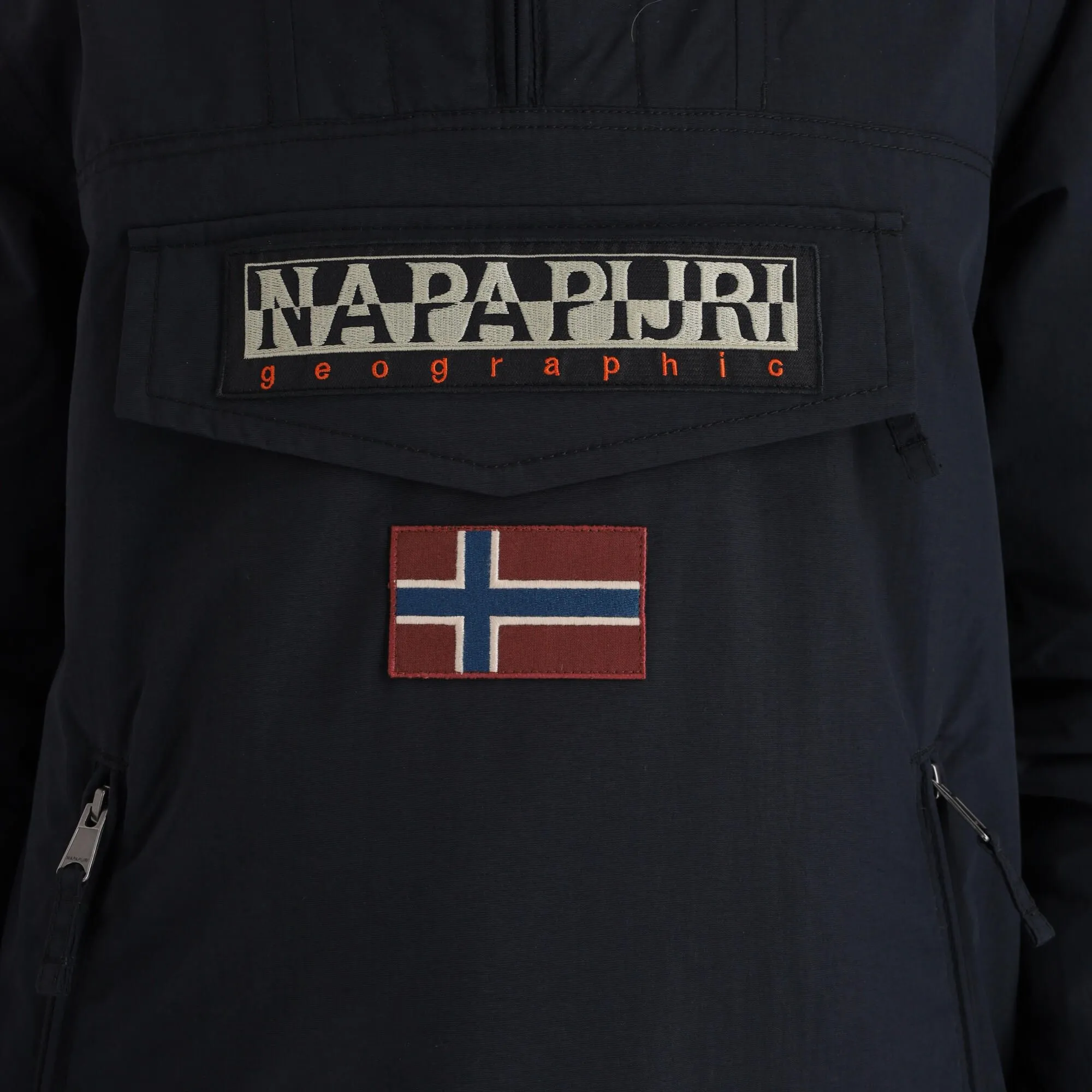 Napapijri, Rainforest W Pocket 4 (2022/2023) Winter Anorak Damen Schwarz 10 Napapijri, Rainforest W Pocket 4 (2022/2023) Winter Anorak Damen Schwarz – Bild 8