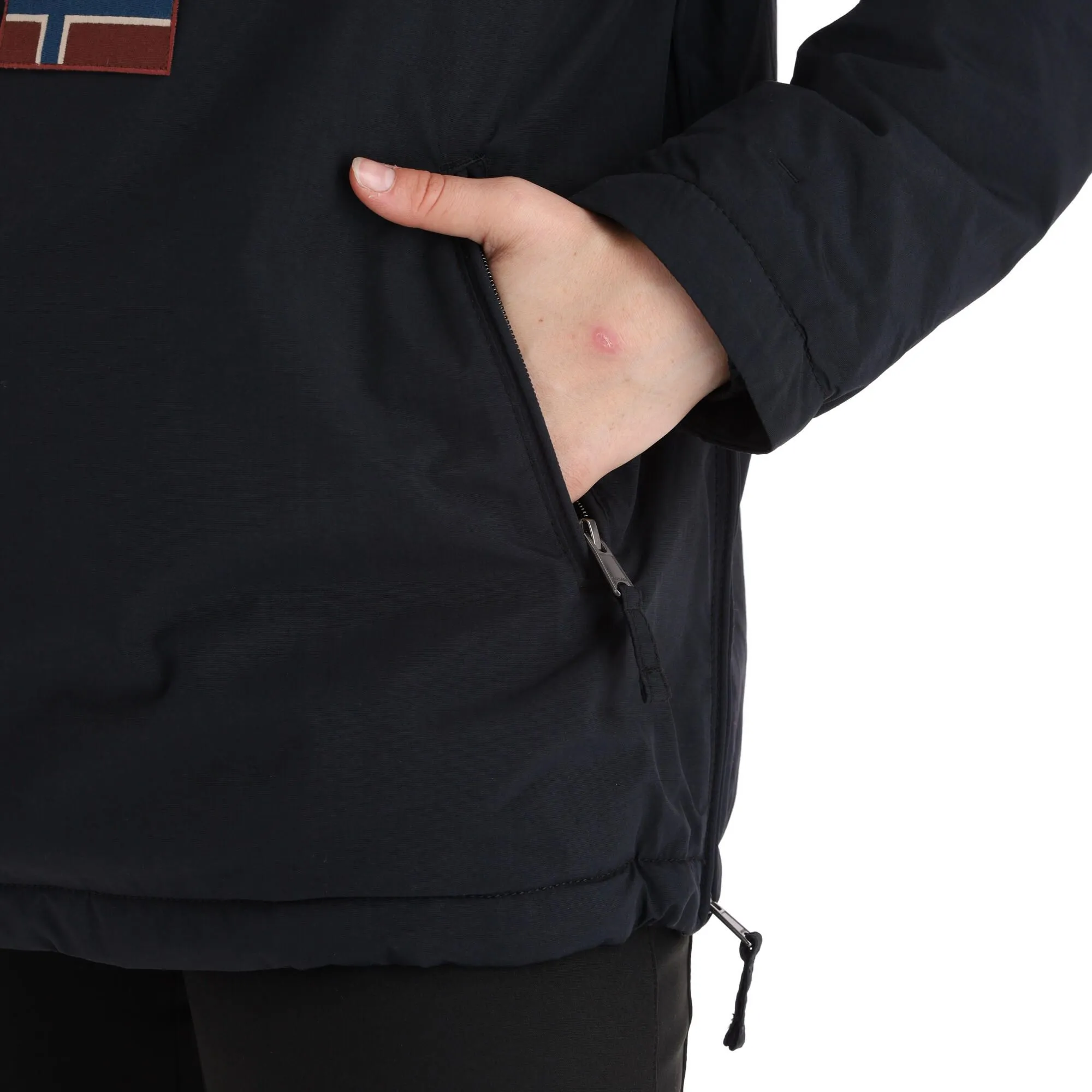 Napapijri, Rainforest W Pocket 4 (2022/2023) Winter Anorak Damen Schwarz 12 Napapijri, Rainforest W Pocket 4 (2022/2023) Winter Anorak Damen Schwarz – Bild 10